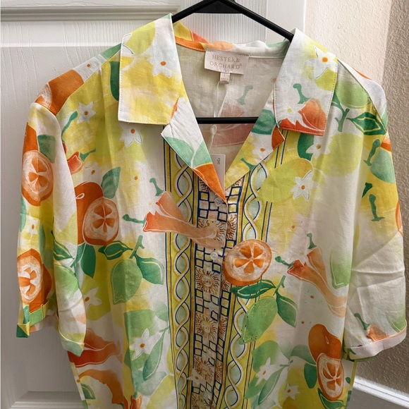 Tops - Vibrant Citrus Print Button Down Top
